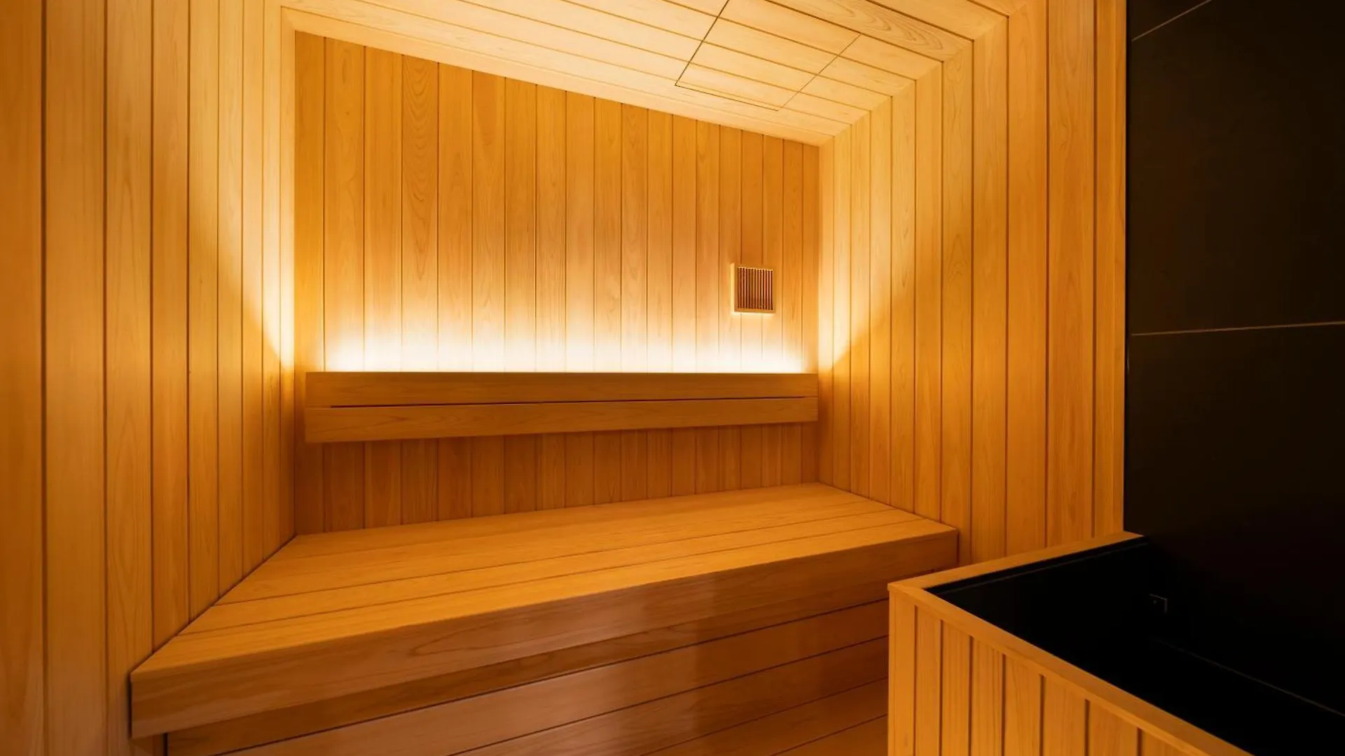 Holiday home 旅館iriya Tokyo