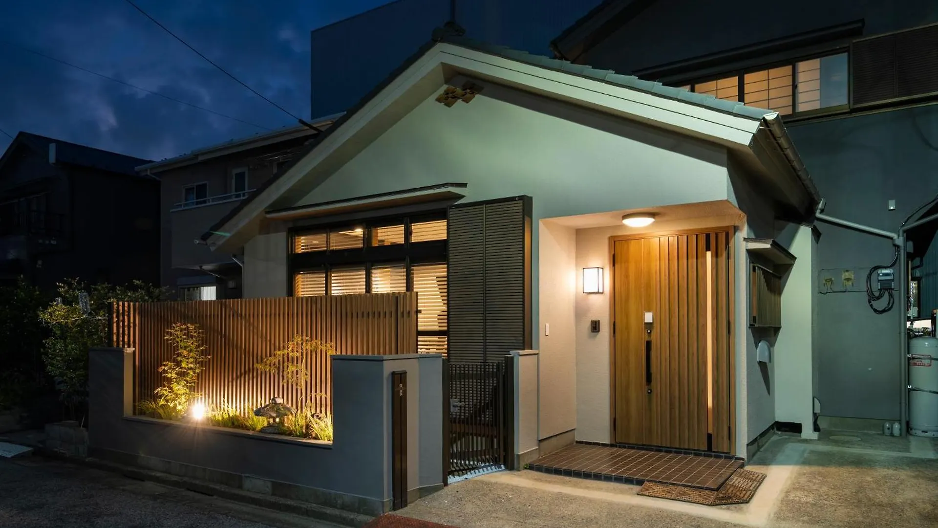 Holiday home 旅館iriya Tokyo